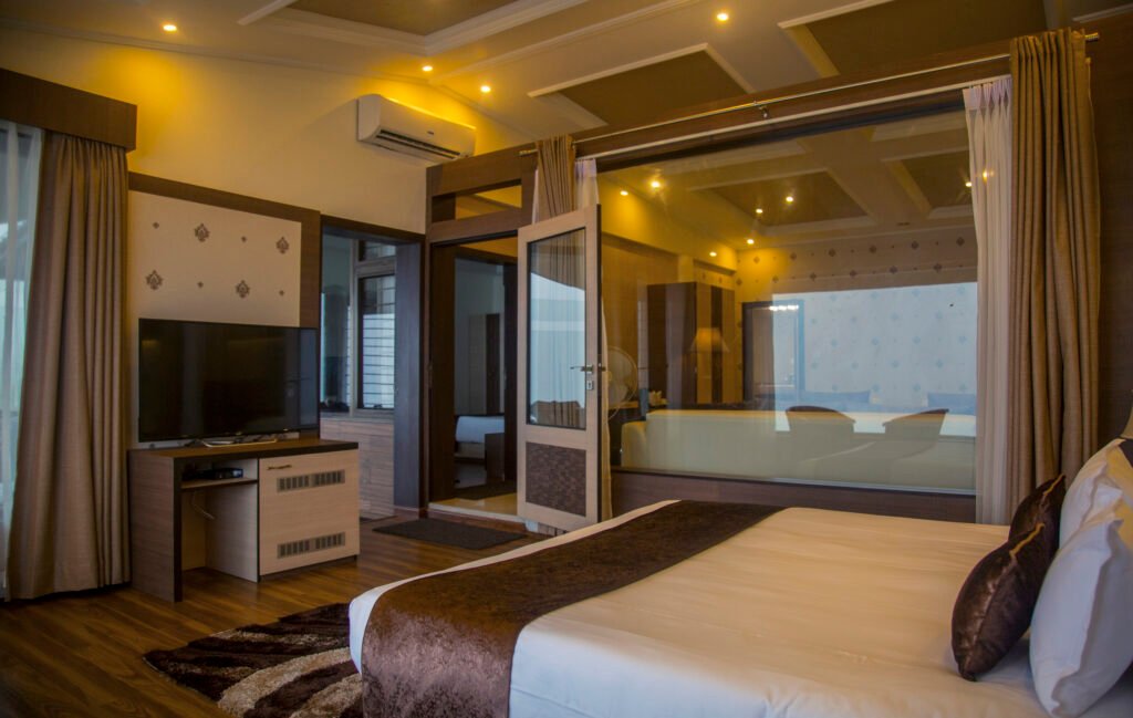 Luxury Suite